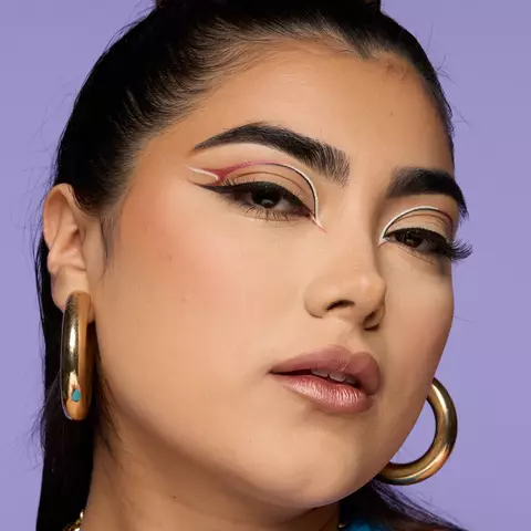 Get pigmented liner looks with Epic Inky Stix Waterproof Cream Gel Eyeliner! The click-up long-lasting gel liner pencil comes in 13 classic & colorful shades.