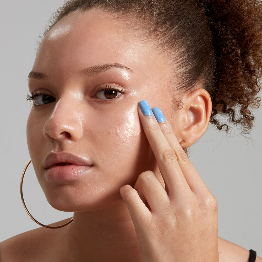 nyx high glass foundation