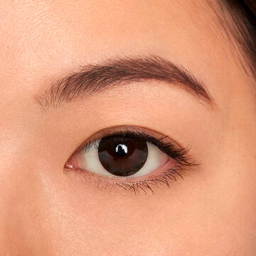 Fill & Fluffy Eyebrow Pencil Pomade Pencil on model