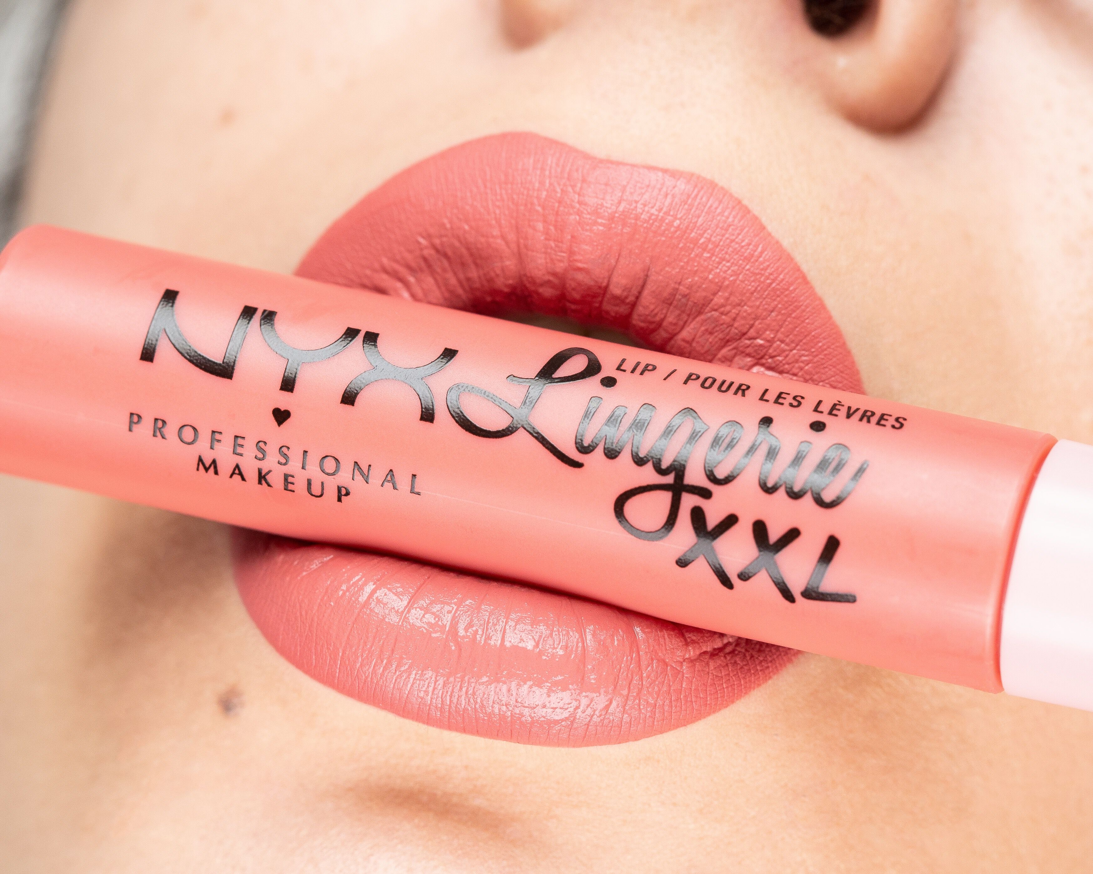 LIP LINGERIE XXL MATTE LIQUID LIPSTICK