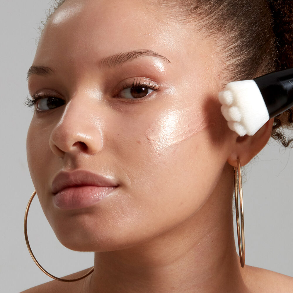 High Glass Face Primer Brush NYX Professional Makeup