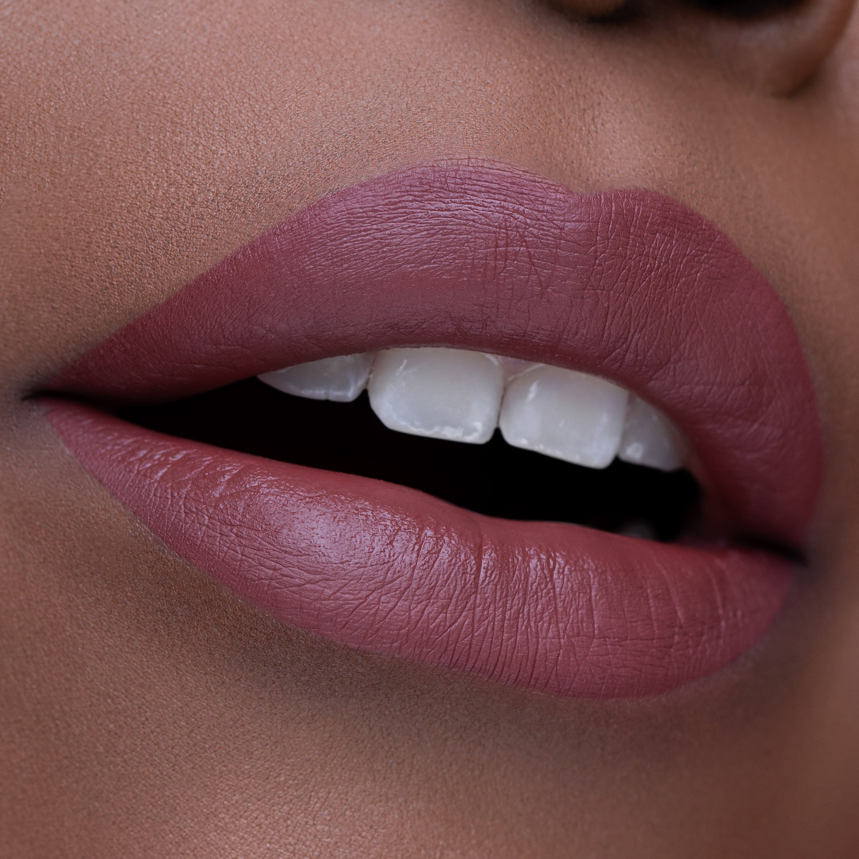 LIP LINGERIE XXL MATTE LIQUID LIPSTICK