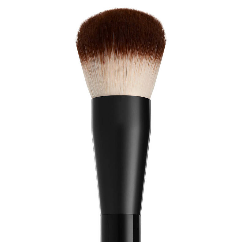 Pro MultiPurpose Buffing Brush NYX Professional Makeup