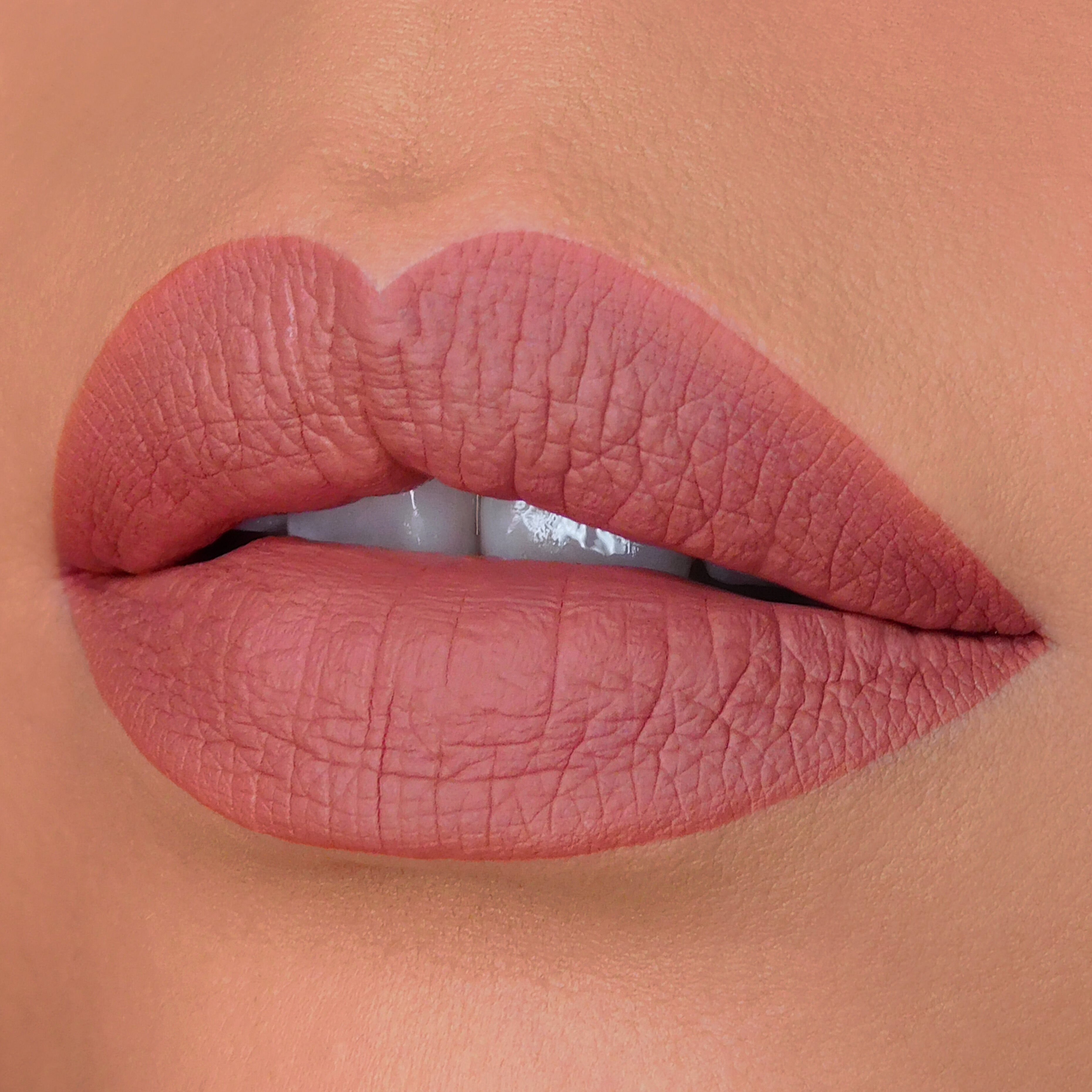LIP LINGERIE XXL MATTE LIQUID LIPSTICK