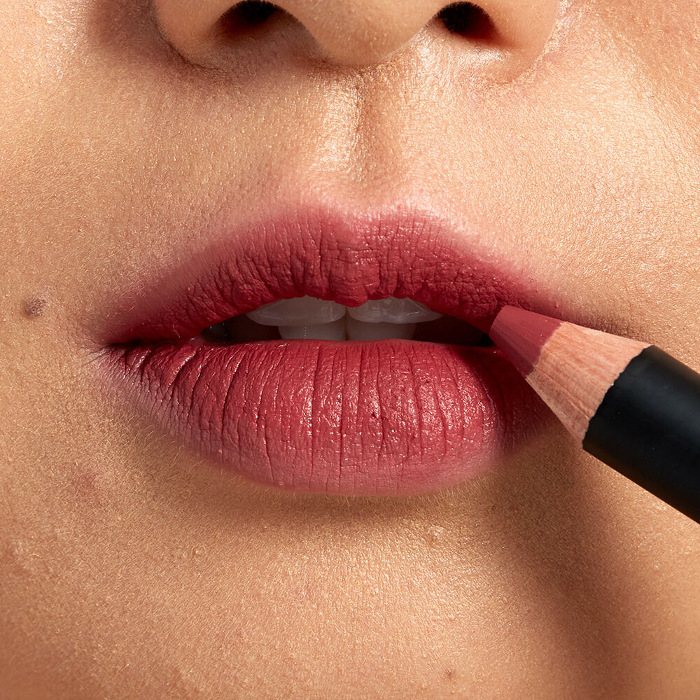 DAZED & DIFFUSED BLURRING LIP LINER
