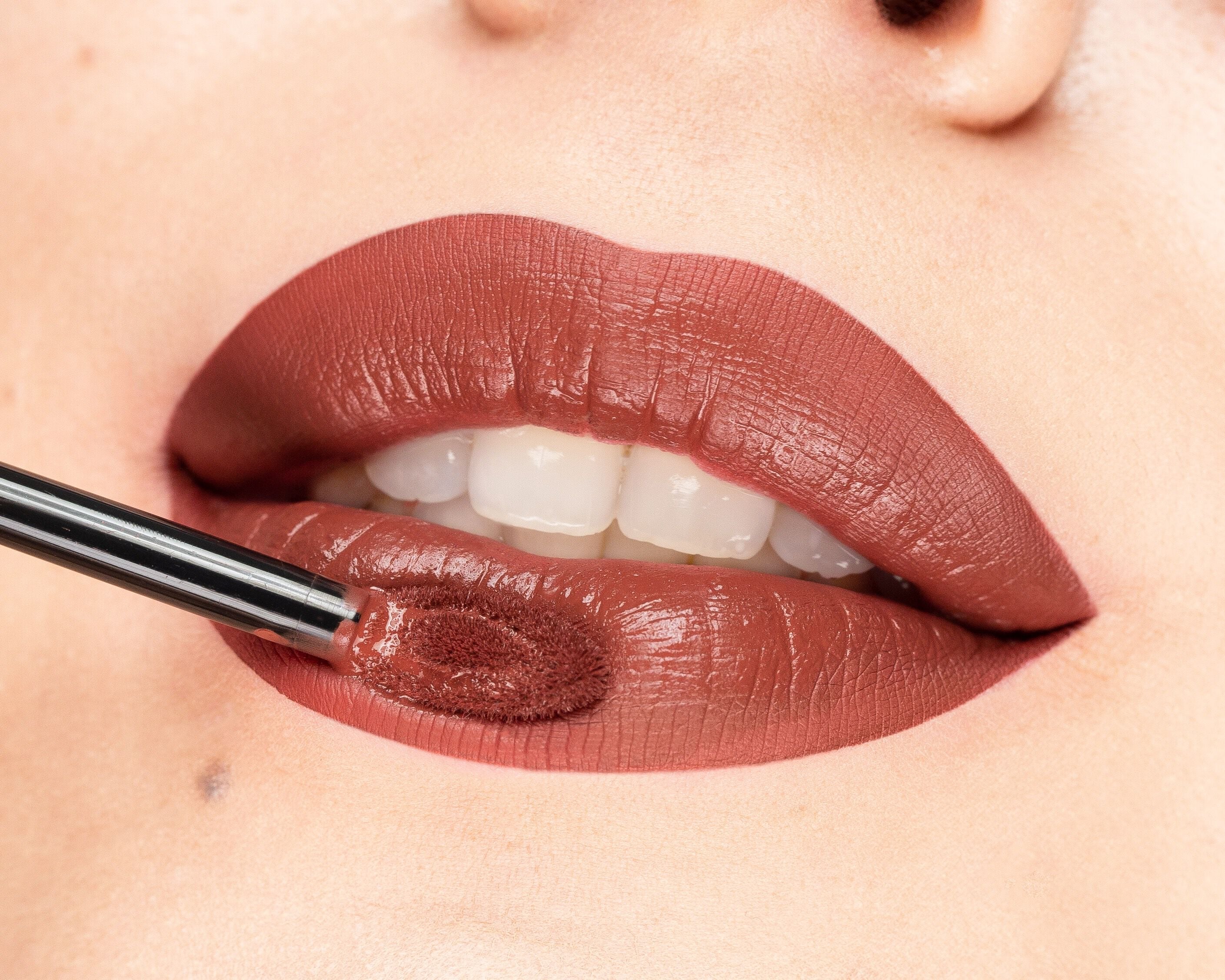 LIP LINGERIE XXL MATTE LIQUID LIPSTICK