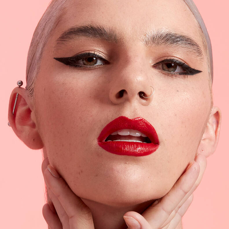 Shout Loud Satin Lipstick NYX Professional Makeup