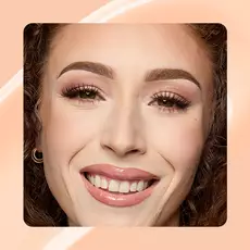 Close-up of model wearing Wonder Snatch(TM) Concealer in Shade 03 Pale Cool.