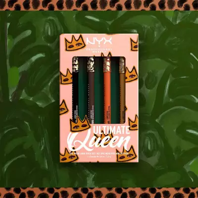 Ultimate Queen Epic Wear Stick Set against green background and leopard print border