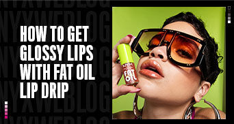 Get Glossy Lips with Lip Oil