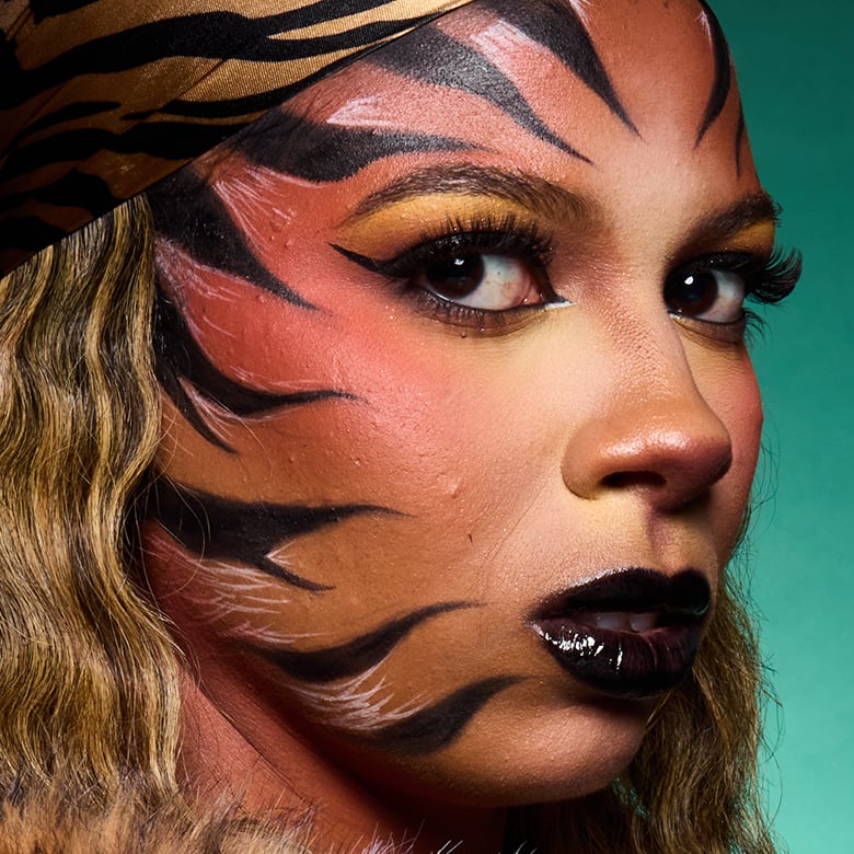 TEASIN’ TIGRESS look