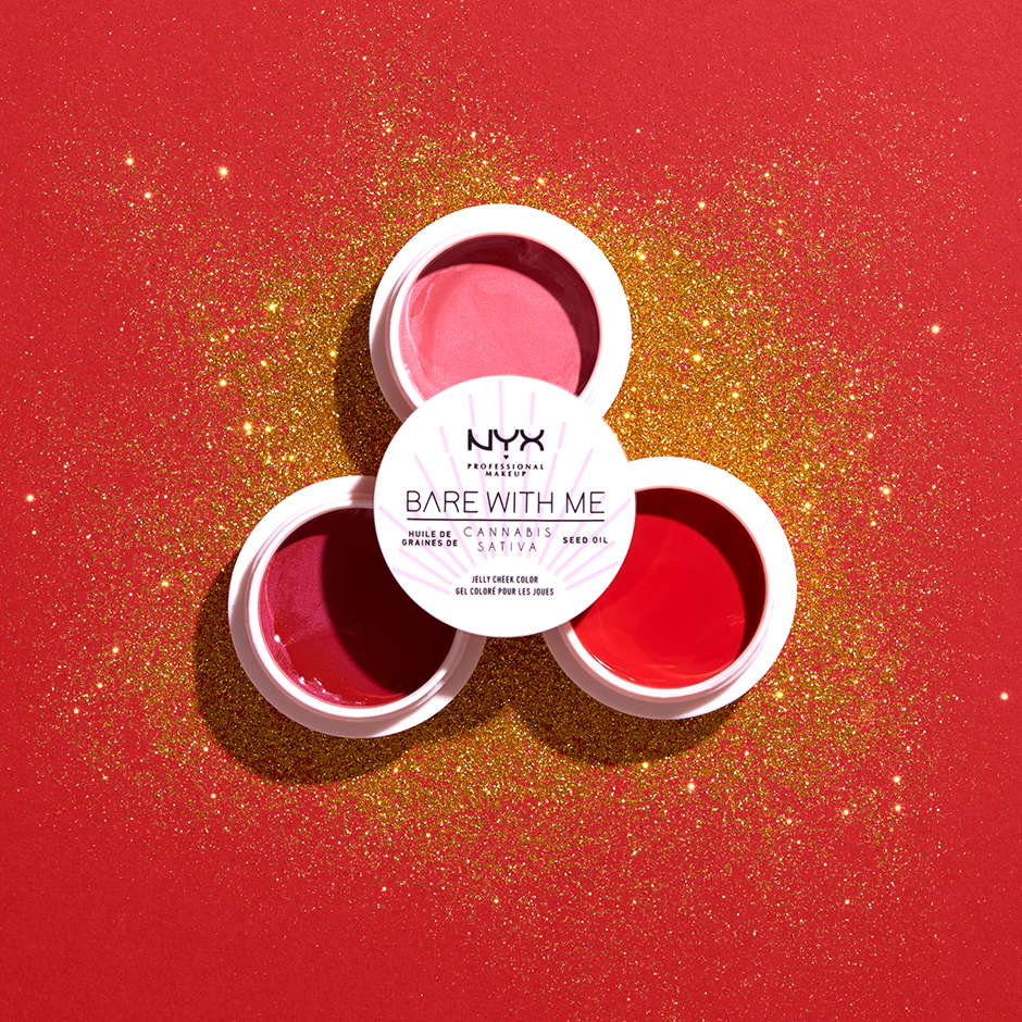 FREE GIFT WITH $50 PURCHASE!